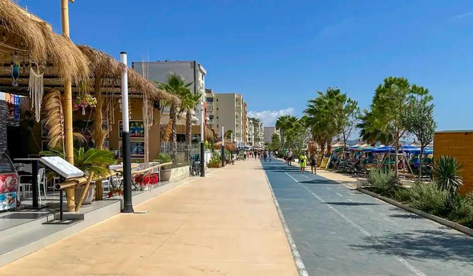 Sea Point Apartments Dıraç Dış mekan fotoğraf