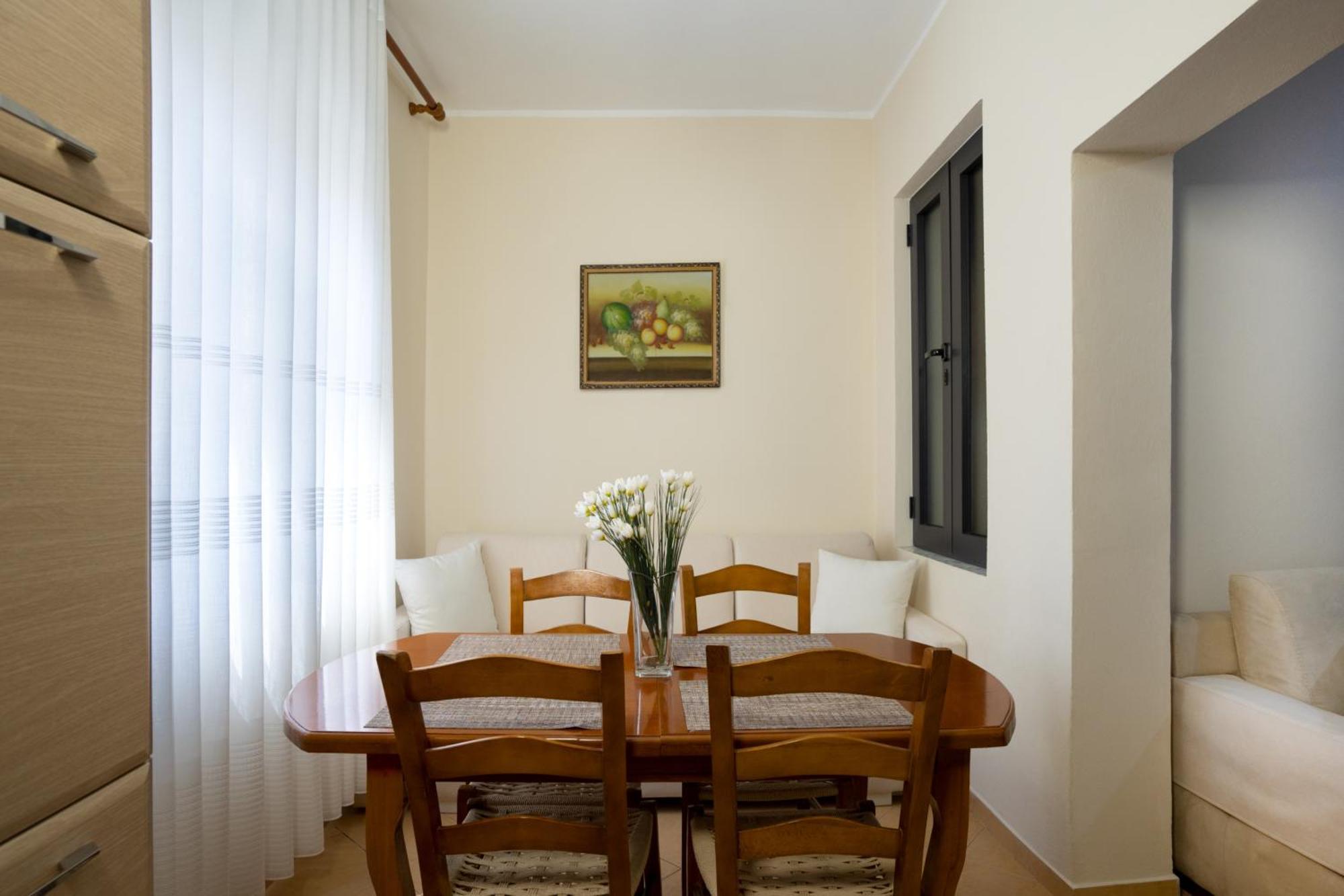 Sea Point Apartments Dıraç Dış mekan fotoğraf