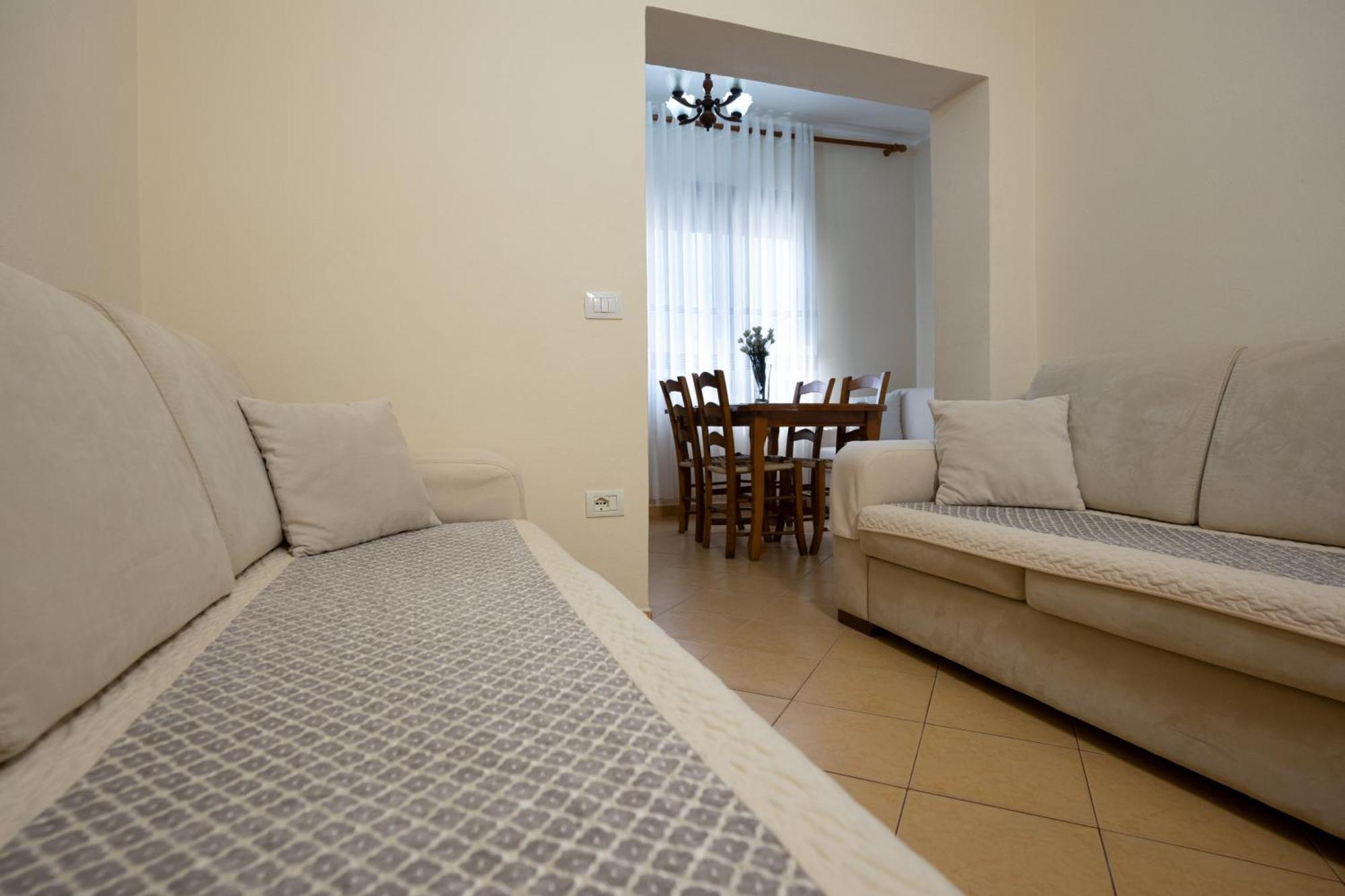 Sea Point Apartments Dıraç Dış mekan fotoğraf